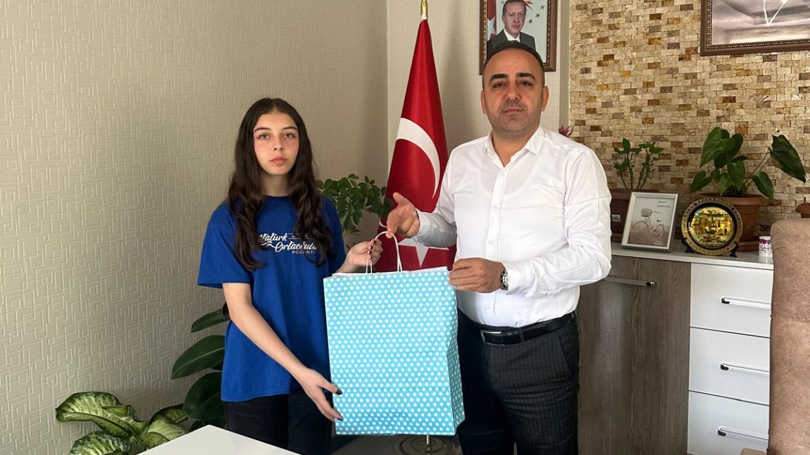 23 Nisan Temalı yarışmada öğrencimiz ilçe 1.si olmuştur